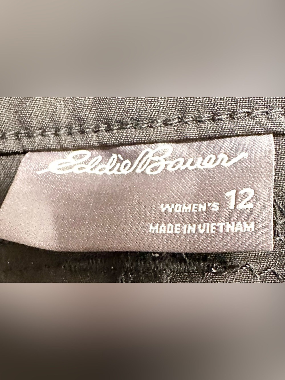 Eddie Bauer Ruched Capri Lightweight Black Pants - Picture 12 of 14